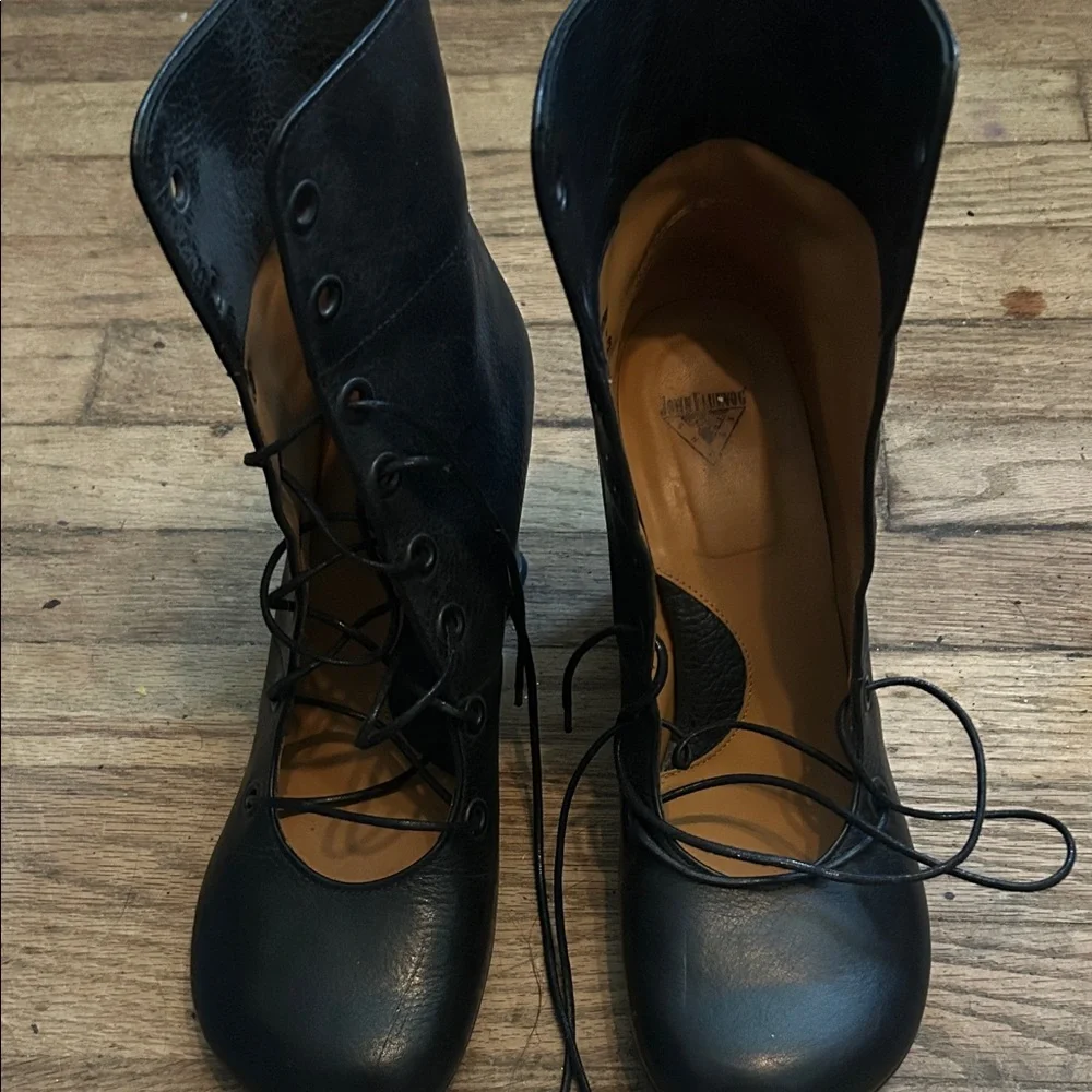 Fluevog Soprano Angela booties 11 - Picture 1 of 7